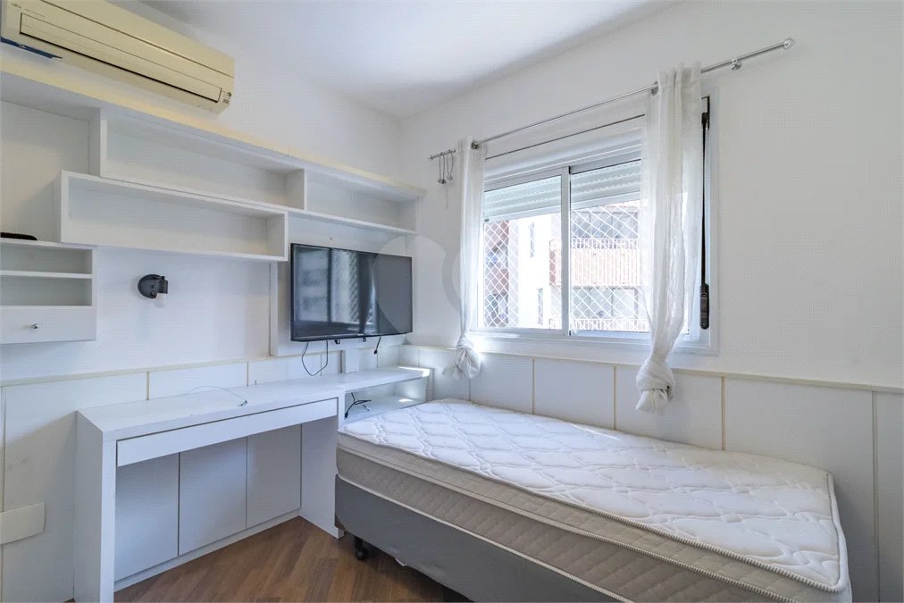 APARTAMENTO PARA LOCAÇÃO COM 151M2 - 3 QUARTOS ( 2 SUÍTES ) - 3 VAGAS NO JARDIM AMÉRICA.