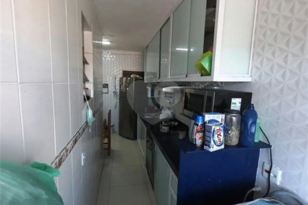 Cobertura Duplex para venda no Edificio Tarre Junior em Cabo Frio/RJ.