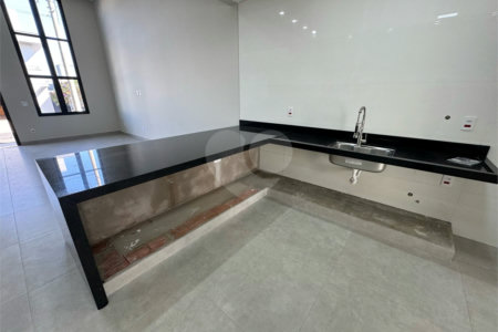 Casa Térrea com 163m² no Faixa Azul
