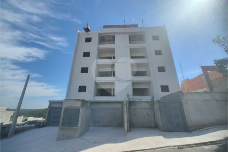 Apartamento 2 dormitórios com 1 vaga de garagem, excelente localização, programa MCMV, pagto parcelado
