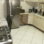 Sobrado com 101m², 2 dormitórios, sendo 2 suítes, 2 vagas, à venda na Vila Ema.