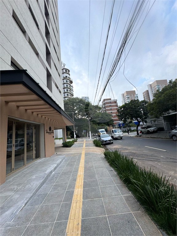 STUDIO EM MOEMA COM 1DORM AR CONDICIONADO EM MOEMA