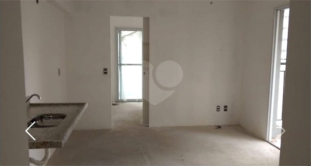 Studio à venda com 28 m² - Aclimação