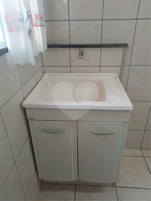 Apartamento à venda no Condomínio Álvaro Dziabas