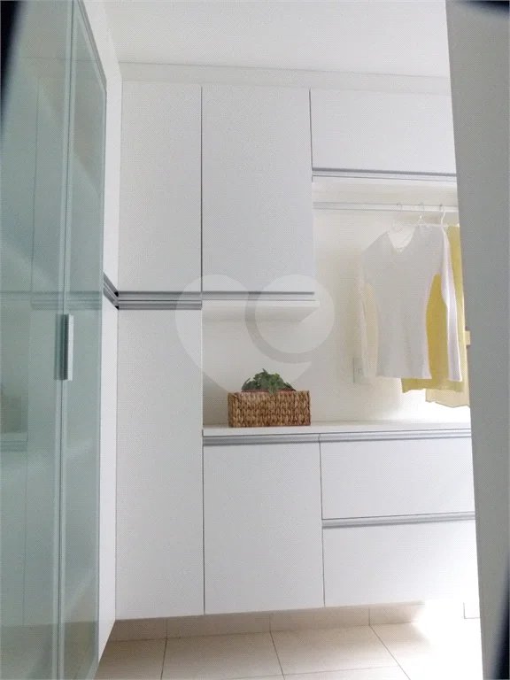 Cobertura Duplex com 126,metros quadrados próximo ao Shopping Pátio Paulista.