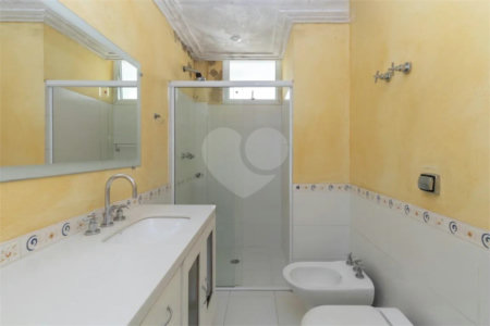 Apartamento á venda - Liberdade