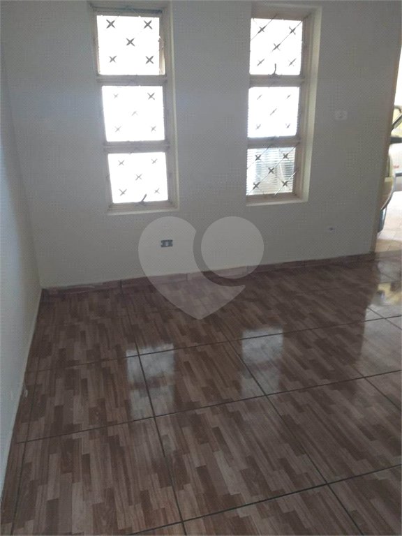 Casa térrea na Vila Brasilia