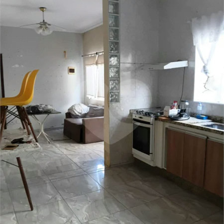 Casa térrea com 2 dormitórios à venda no Reneville, em Mairinque!
