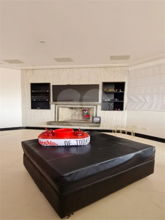Apartamento à venda na Vila Carrão, 3 quartos (2 suítes)