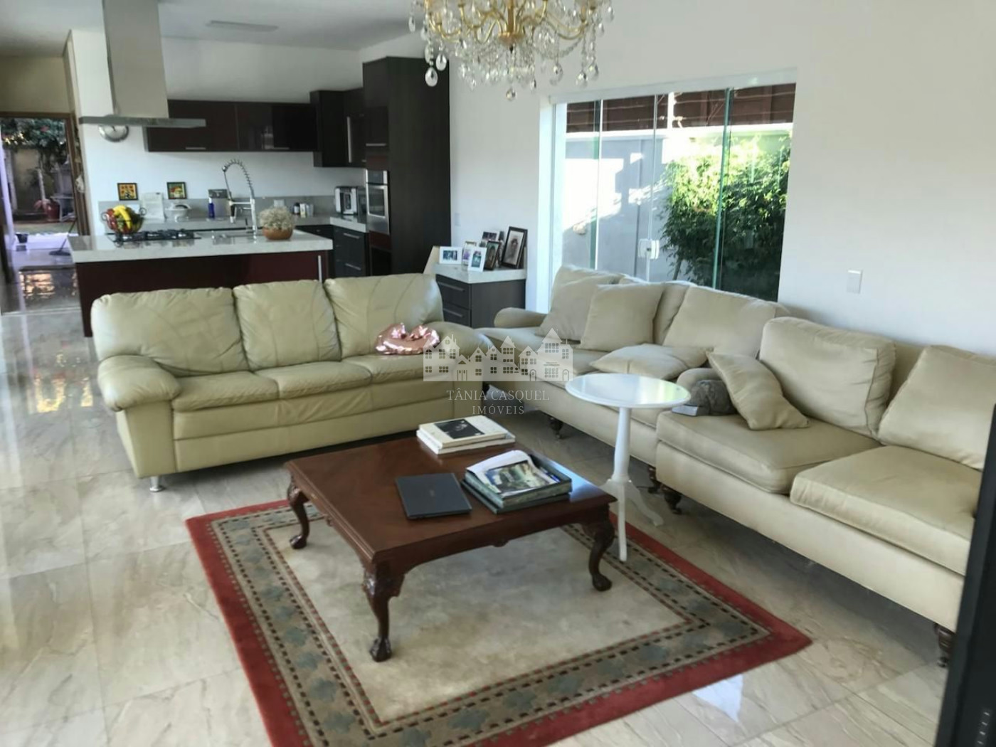 Casa à venda com 5 quartos, sendo 3 suítes,  em Loteamento Jardim Morumbi, Atibaia, SP