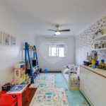 Casa à venda com 4 quartos, sendo 2 suítes, no condomínio Residencial Vila Lagos, São Paulo - SP