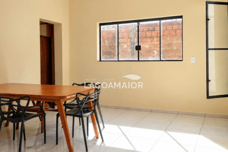 Casa à venda com 3 quartos, sendo 1 suíte, em Jardim Maristela, Três Lagoas - MS