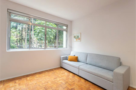 Excelente oportunidade para reformar e ficar com o apartamento dos seus sonhos!