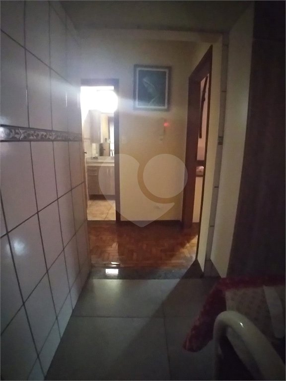 Casa + salão comercial na Vila Vista Alegre