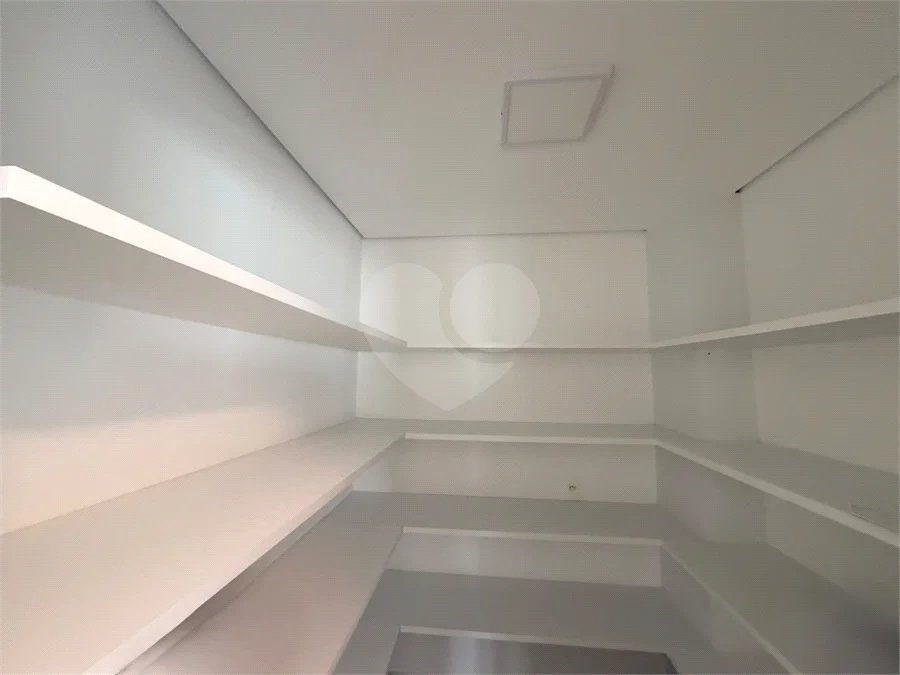 Apartamento para alugar com 2 suítes em Alto da Boa Vista, São Paulo, SP