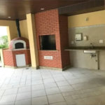 Linda casa em condomínio fechado – conforto, espaço e sofisticação!