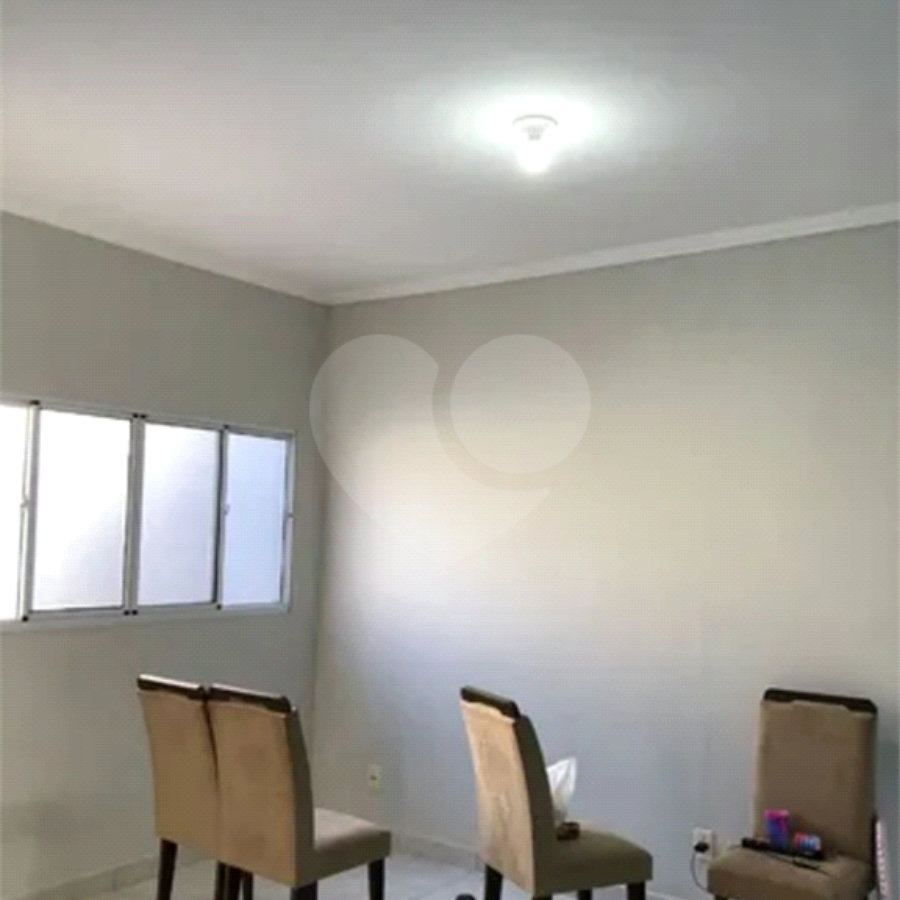 CASA A VENDA JARDIM SANTA JULIA COM 3 DORMITORIOS, 1 SUITE, 2 VAGAS, 140M², SÃO JOSÉ DOS CAMPOS/SP.