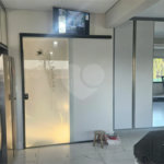 Indaiatuba- condominio Vale das Laranjeiras - Itaici - Terreno 3040,00 ms- construida 220ms - 3 dormitórios, sendo 2 suítes e uma suíte master com closet, além de uma sala ampla com 3 ambientes, Cozinha planejada,, campo de futebol/vôlei, Area de lazer com piscina, espaço gourmet com churrasque
