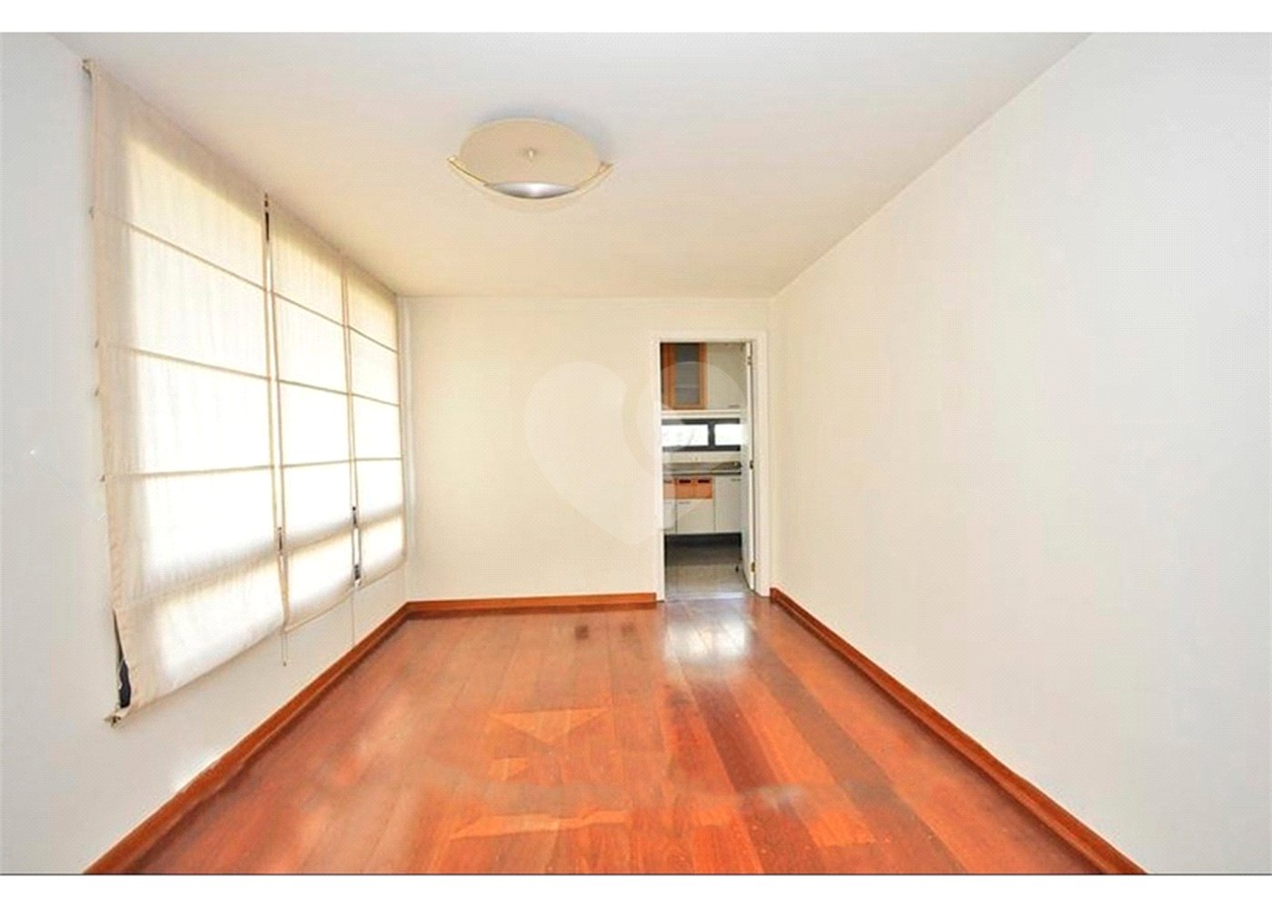 Apartamento com 3 Quartos à Venda, 190,56 m² por R$ 750.000