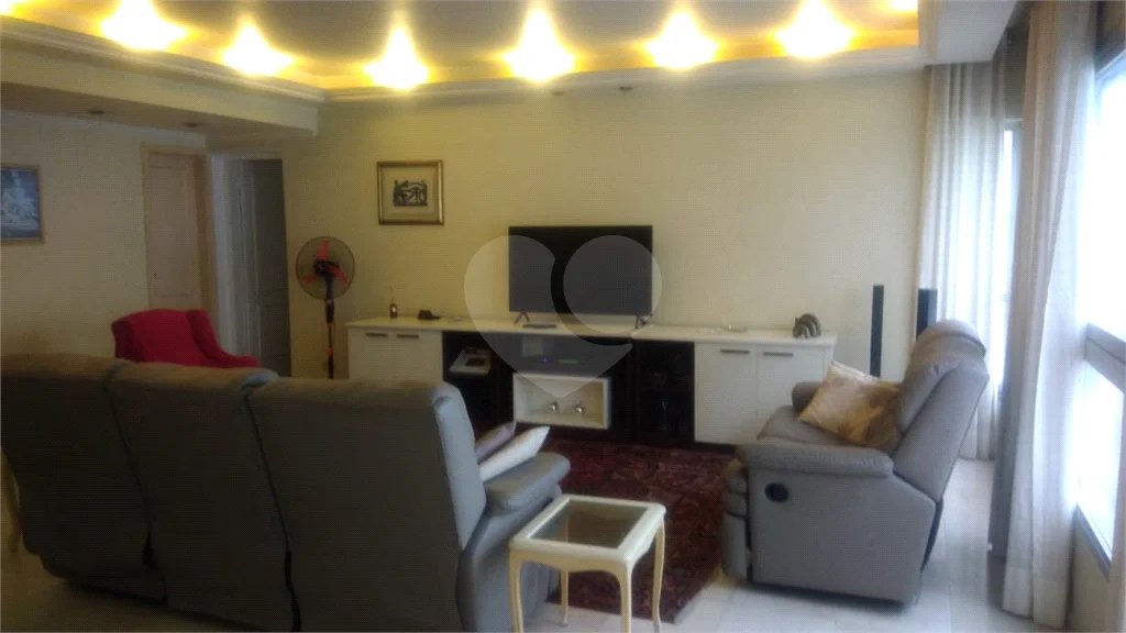 APARTAMENTO PRÓXIMO METRÔ SÃO JUDAS.