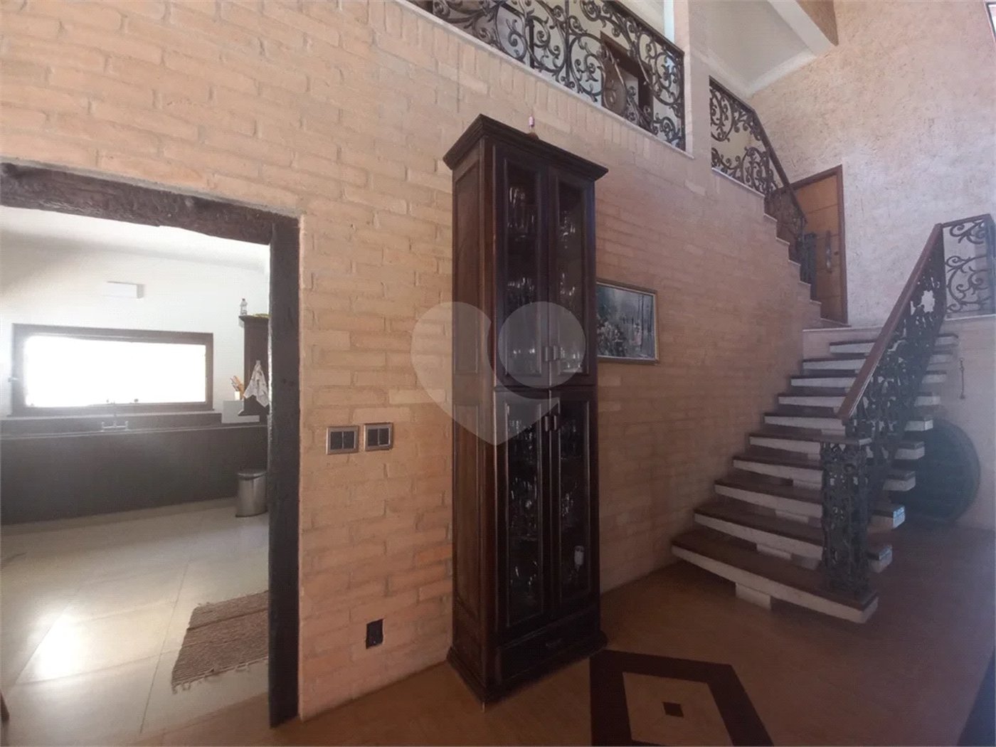 Linda casa com piscina localizada no melhor condomínio de Hortolândia - Green Park.