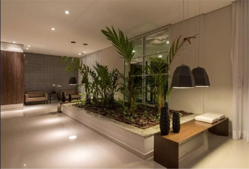 Apartamento à venda ou para alugar com 3 quartos, sendo 1 suíte, em Parque Reboucas, São Paulo, SP