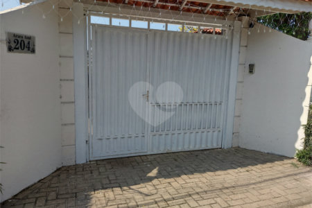 Indaiatuba- Recreio Internacional Viracopos - Terreno com 1000 ms - construido 200 ms - Sobrado com 3 dorms, 1 suite, Ar condicionado nos quartos e sala, cozinha com armários, cooktop, ampla varanda - Quiosque com churrasqueira e piscina , playground, garagem, deposito - R$ 1.500.000,00 - não ace