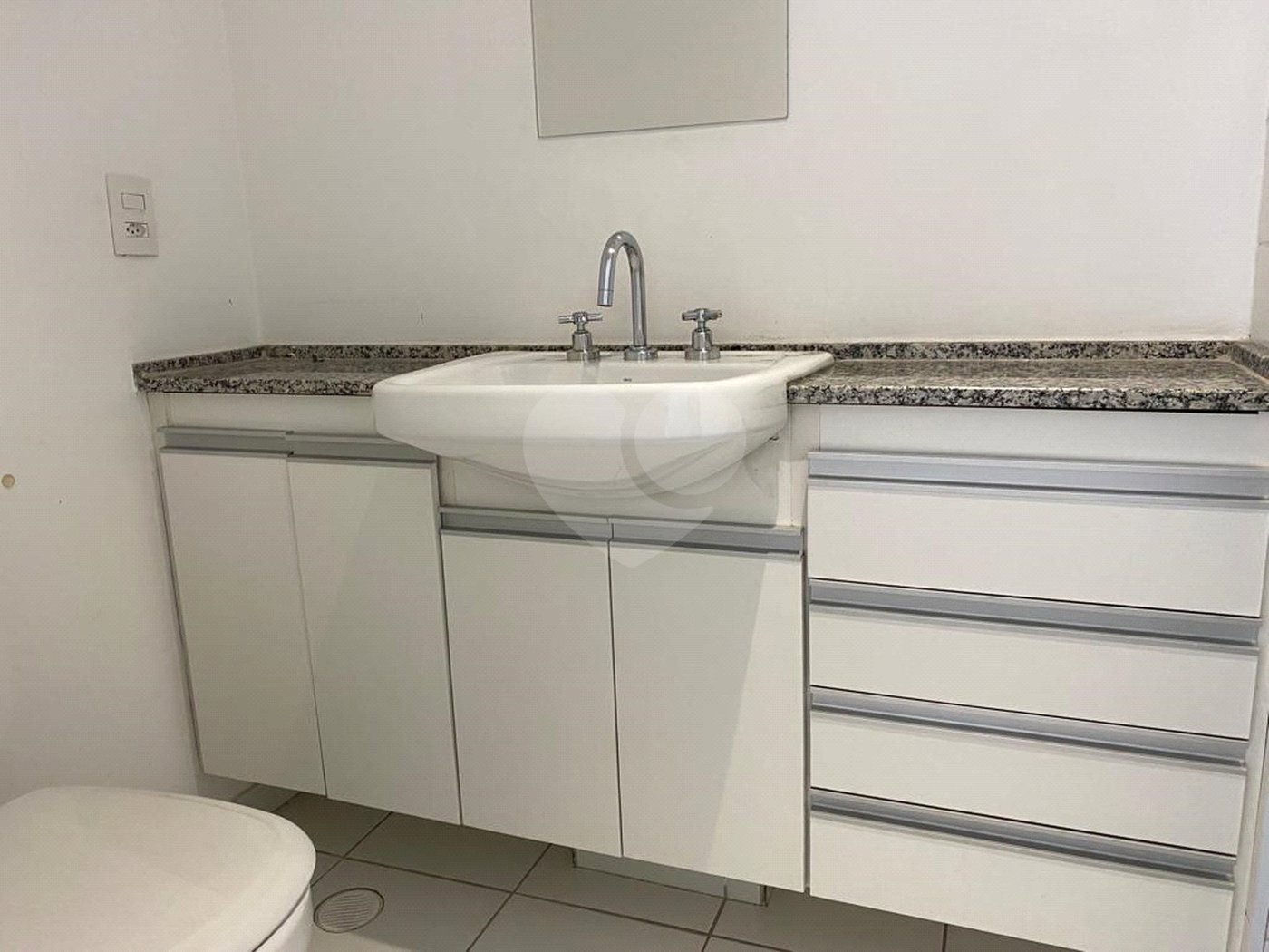 Apartamento para venda tem 55 metros quadrados com 2 quartos em Sumaré - São Paulo - SP