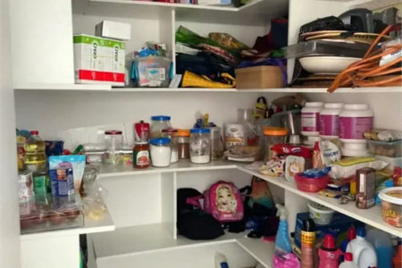 Casa à venda com 3 quartos, sendo 1 suíte,  no condomínio Villas de São Francisco I, São Paulo - SP