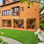 Sobrado com cinco quartos sendo 3 suites 4 vagas| R$ 3.300.000 no Alto da Boa Vista - São Paulo