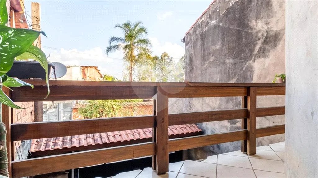 Sobrado Espaçoso à Venda em Guarulhos – 250m², Conforto e Excelente Localização