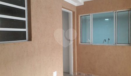 Casa à venda com 2 quartos, sendo 1 suíte,  em Mooca, São Paulo, SP