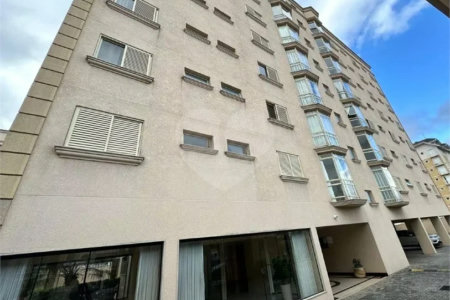 Apartamento em Atibaia com 2 dormitórios (1 suíte), 2 vagas de garagem, elevador, salão de festas, excelente localização