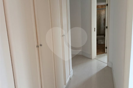 APARTAMENTO NO CAMPO BELO 137M² 3 DORMITÓRIOS