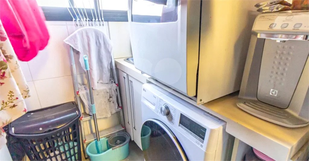 Apartamento à venda na Moóca, 68m², 2 dormitórios, 1 suíte, 1 vaga, ar condicionado, varanda, lazer completo