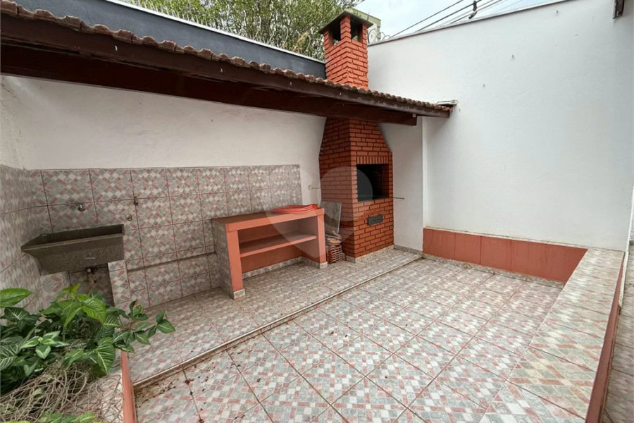 Excelente Casa de Esquina na Vila Monteiro – Oportunidade para Moradia ou Comércio