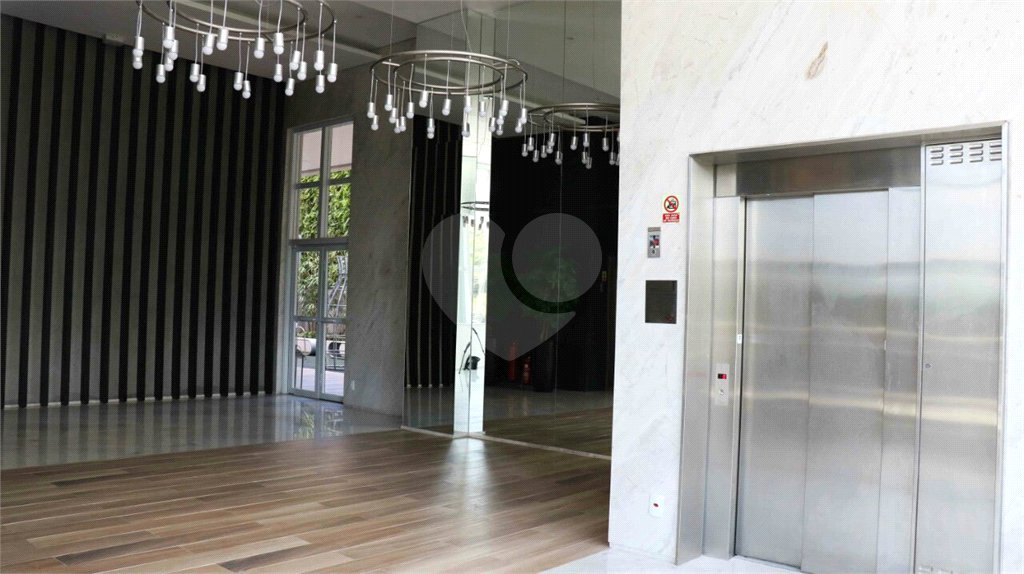 Excelente Apartamento para venda com 4 suítes, 4 vagas e lazer à venda na Vila Mariana!!