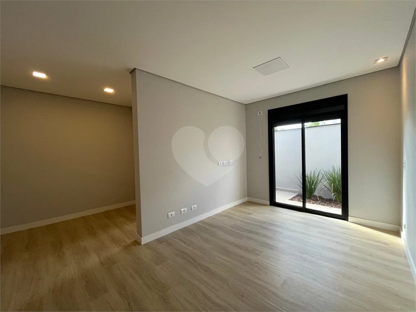 Excelente Casa Plana no Condomínio Bela Vista