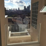 Sobrado novo nunca habitado.