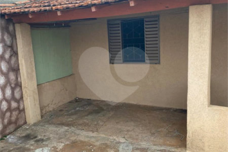 Casa térrea para venda na Vila Carmem