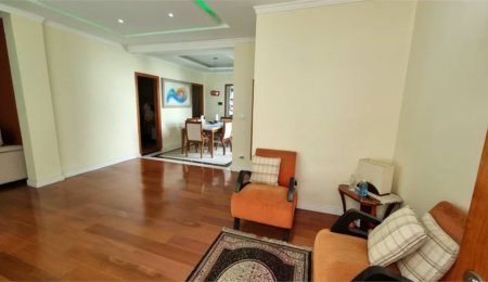 Casa à venda com 3 suítes em Jardim Trussardi, São Paulo, SP