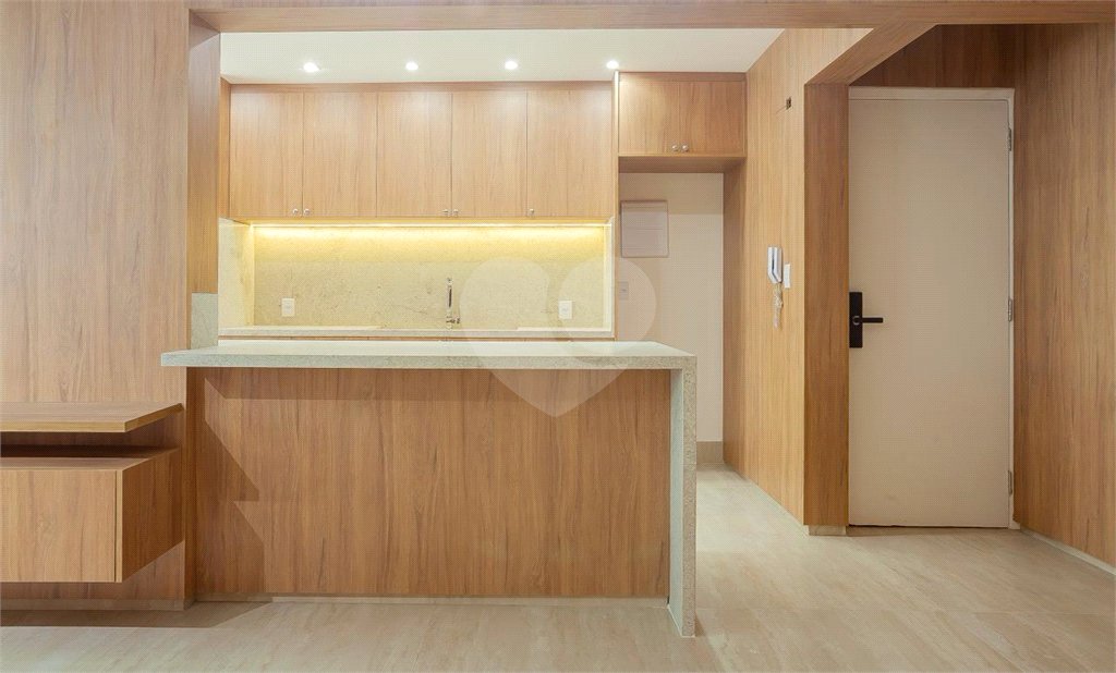 Apartamento a venda no Jardim América , com 96 m², 2 Suítes, Reformado , 1 Vaga