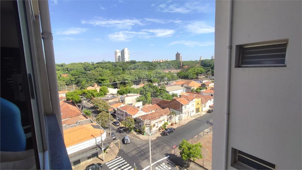 Apartamento Primoroso com 2 Quartos - Edifício Noiva da Colina