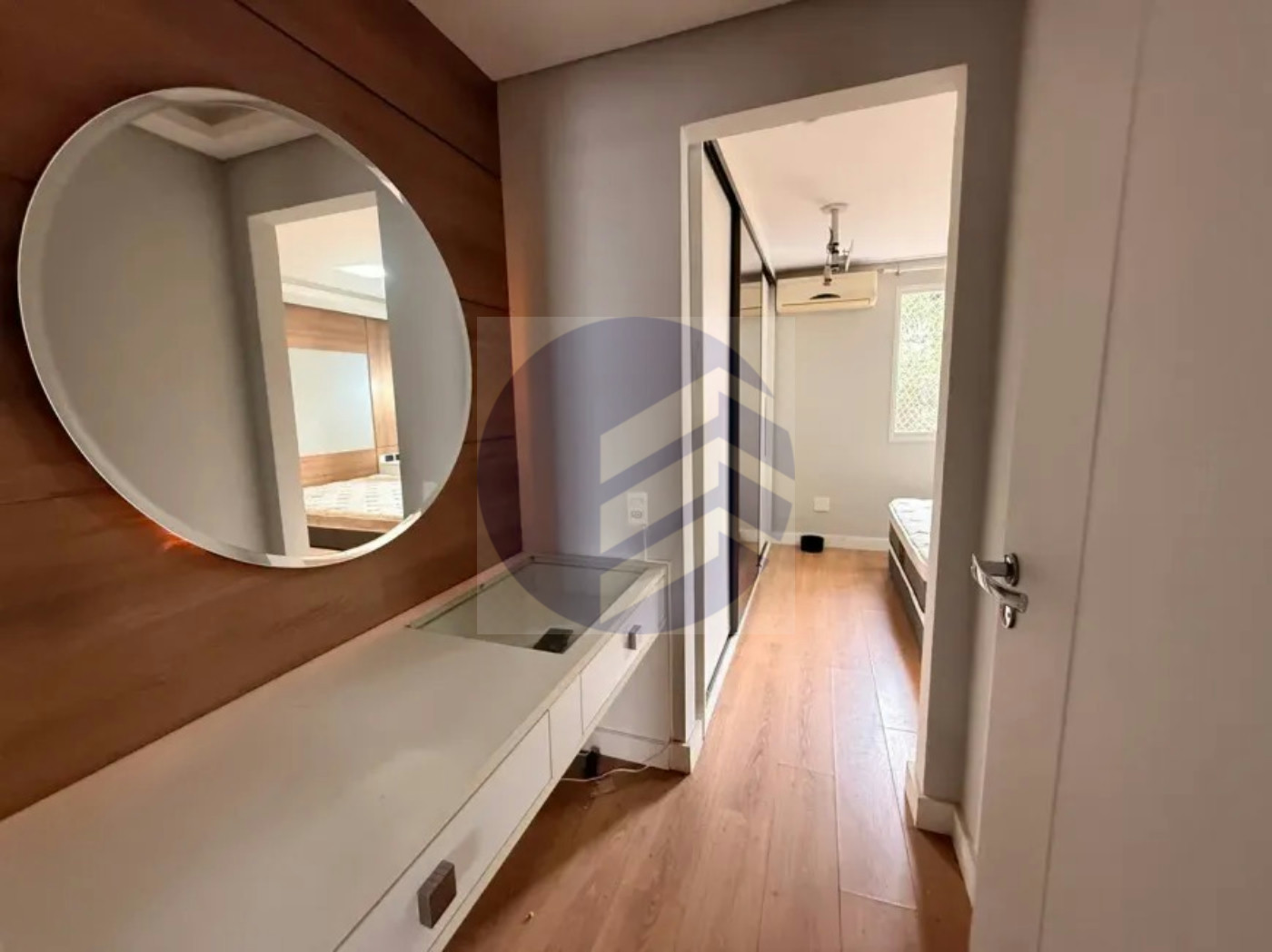 Casa à venda com 2 quartos, sendo 2 suítes, no condomínio Vilas V, São Paulo - SP