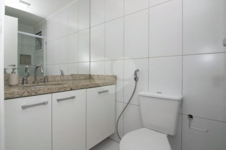 **Apartamento na Saúde 61m² | 2 dormitórios | 1 suíte | 2 vagas | depósito privativo**
