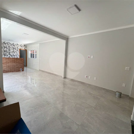 CASA COM PISCINA VENDA JARDIM MUNIQUE