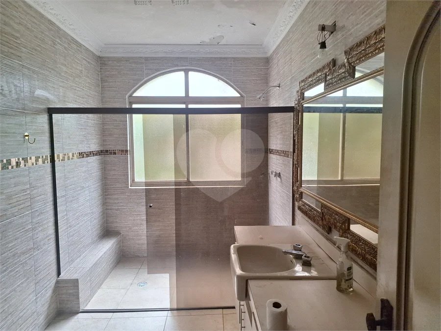 Sobrado à venda com 4 quartos, sendo 2 suítes, em Santana, São Paulo, SP