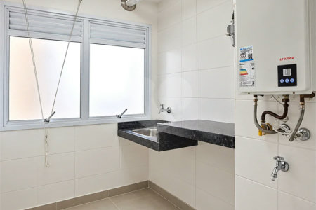 Apartamento mobiliado de 106 m² no Centro de São Bernardo, com 3 dormitórios, suíte, 3 vagas, vista livre e condomínio com lazer completo.