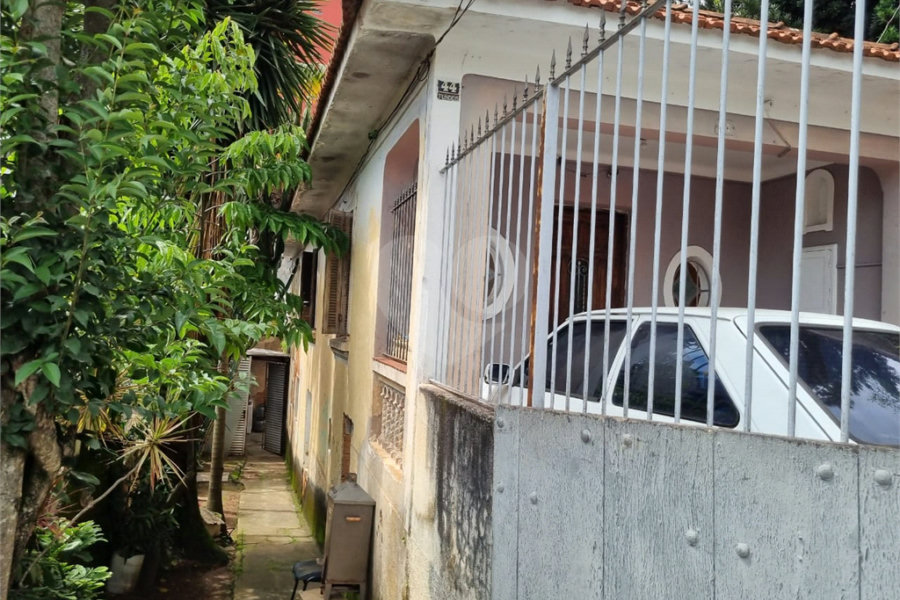 Casa na Vila Madalena com 240 metros quadrados de terreno
