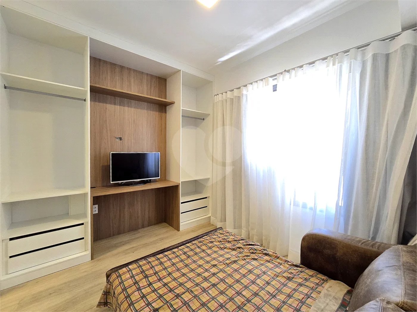 Studio Novo Mobiliado 21m² Paraíso Próx Metrô